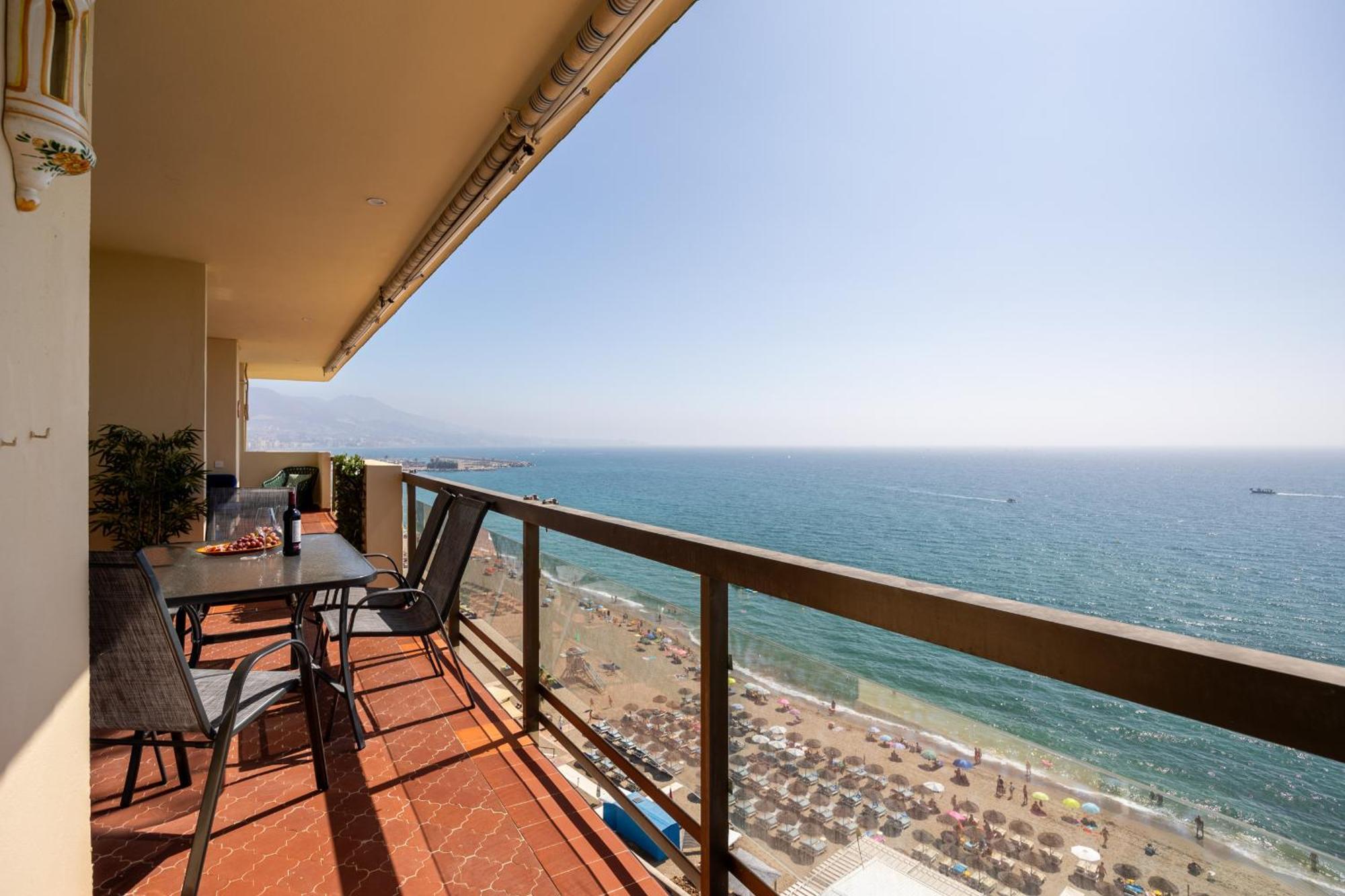 Fuengirola-Playamarアパートメント エクステリア 写真